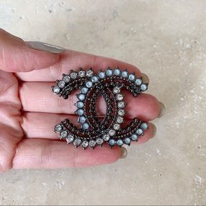 CHANEL Jewelry - CHANEL Rhinestone Brooch CHANEL Jewelry - CHANEL Rhinestone Brooch